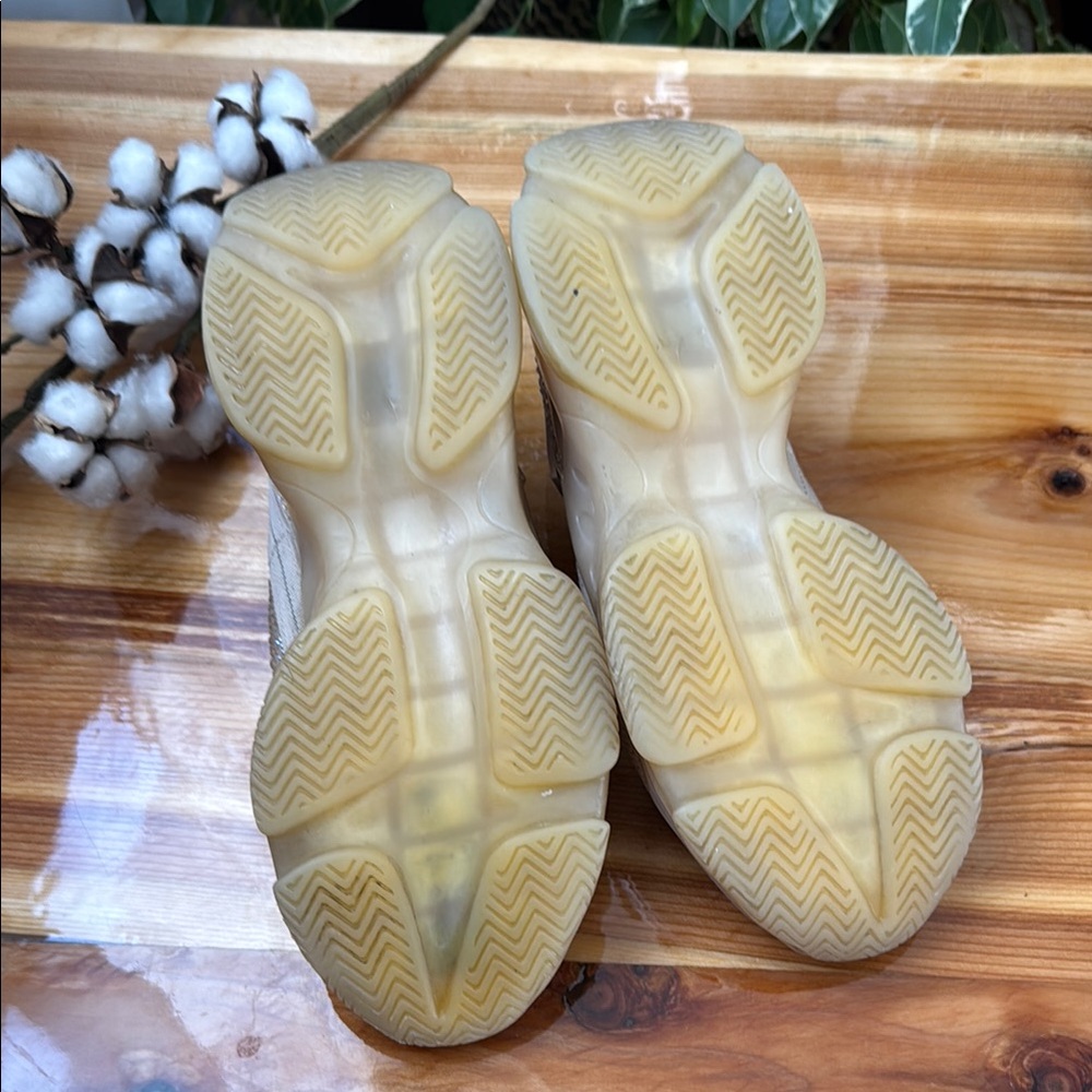 Steve Madden Cream Sneakers Knit Upper Comfort - Picture 3 of 4